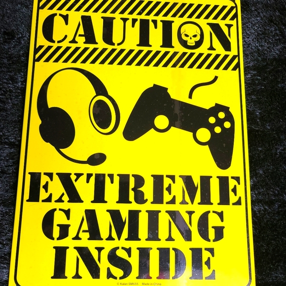 Tin sign to hang on wall Caution Extreme Gaming inside Brandnew Never used. - Picture 1 of 5